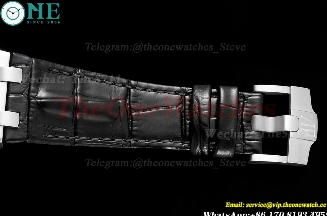 Num LE Royal Grey Oak Offshore RSF SS Mod A3126 42mm 0424